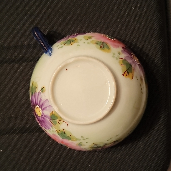 Handpainted Teacup & Saucer - Picture 7 of 10